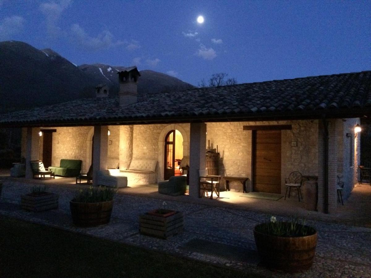 Agriturismo Casale Nel Parco Dei Monti Sibillini Norcia Ruang foto