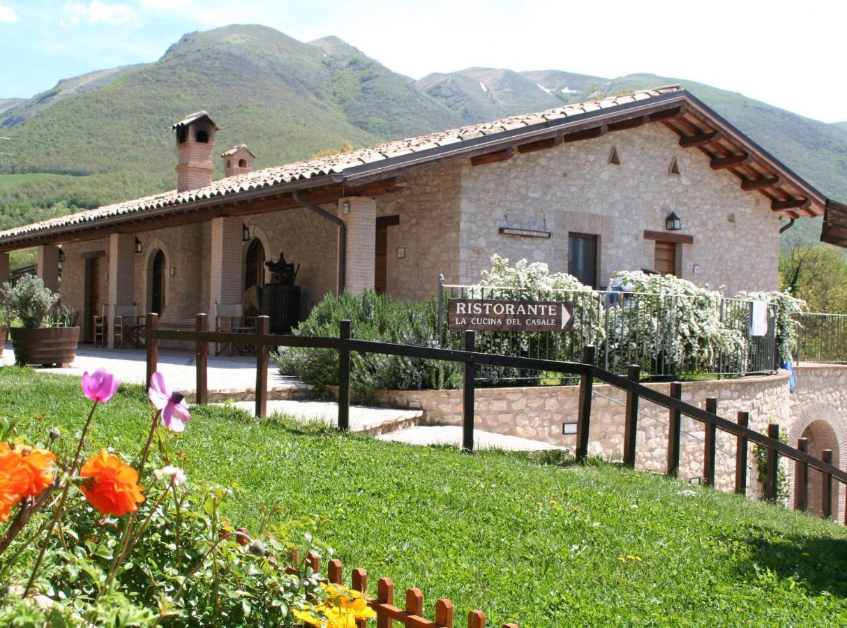 Agriturismo Casale Nel Parco Dei Monti Sibillini Norcia Bagian luar foto